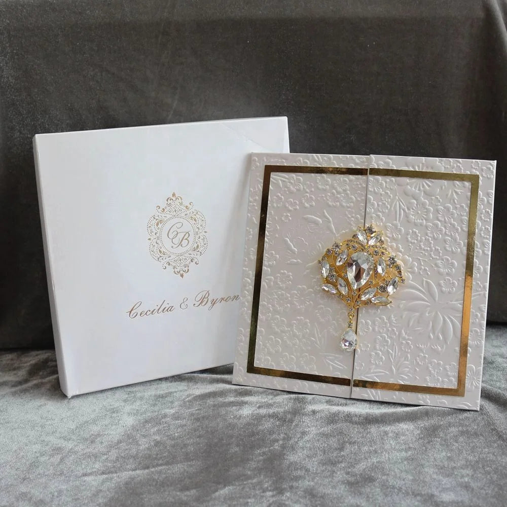 Factory Supplies Gatefold Wedding Invitations Embossing Luxury Wedding Invitation Card with Buckle