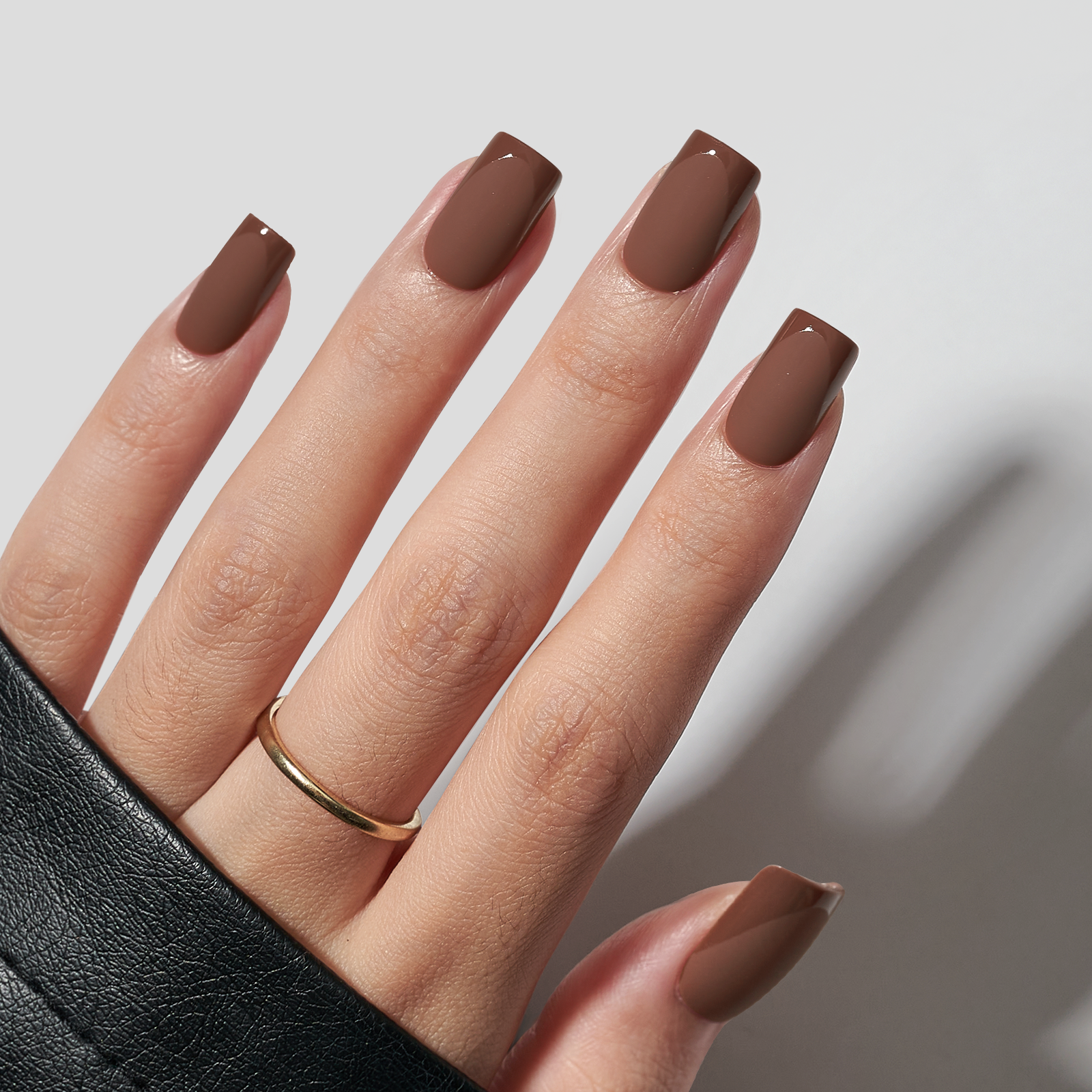 BTArtbox Short Square Matte Finish Reusable Fake False Nails Set Wholesale Soft Gel Custom French Tip Brown Press on Nails