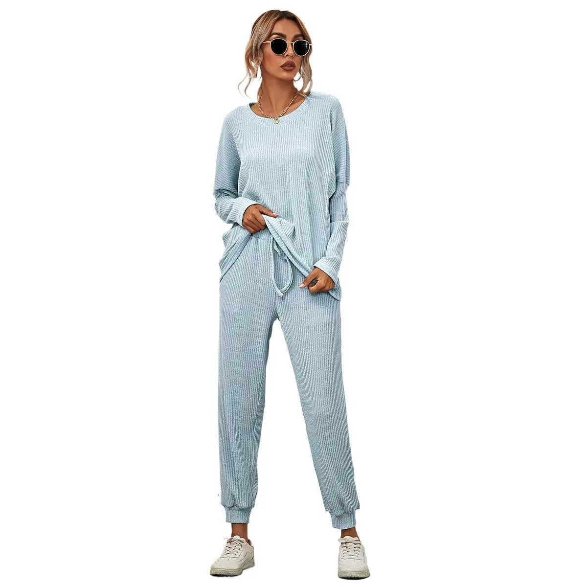 Wholesale 2022 Women's Plus Size Autumn Winter Sportswear Reversible Eco-Friendly Solid Color Long-sleeved Casual Tops + Pants