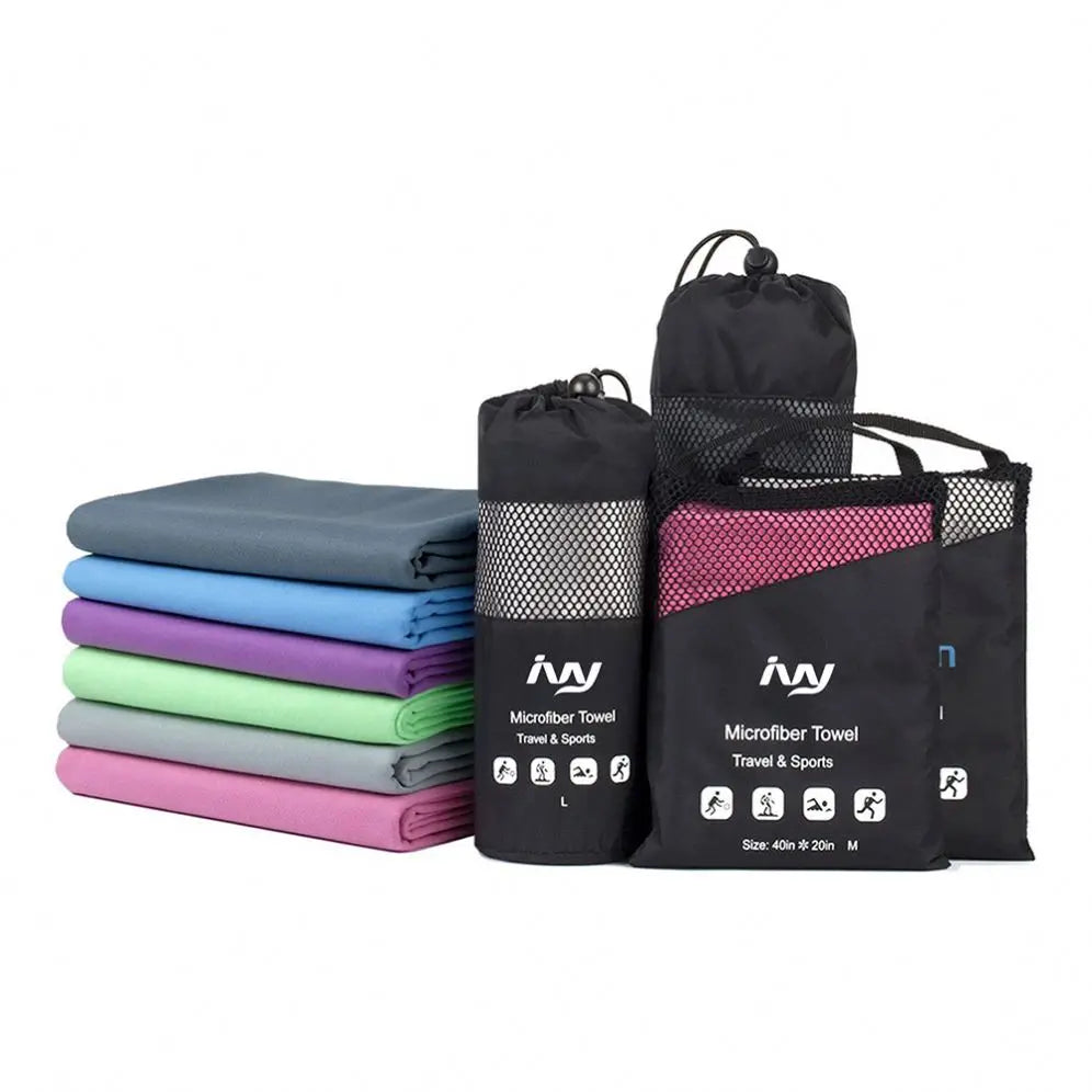 Packable Microfiber Gym Towel Sport Fitness Gym Towel With Hanging Loop Zipper Pocket