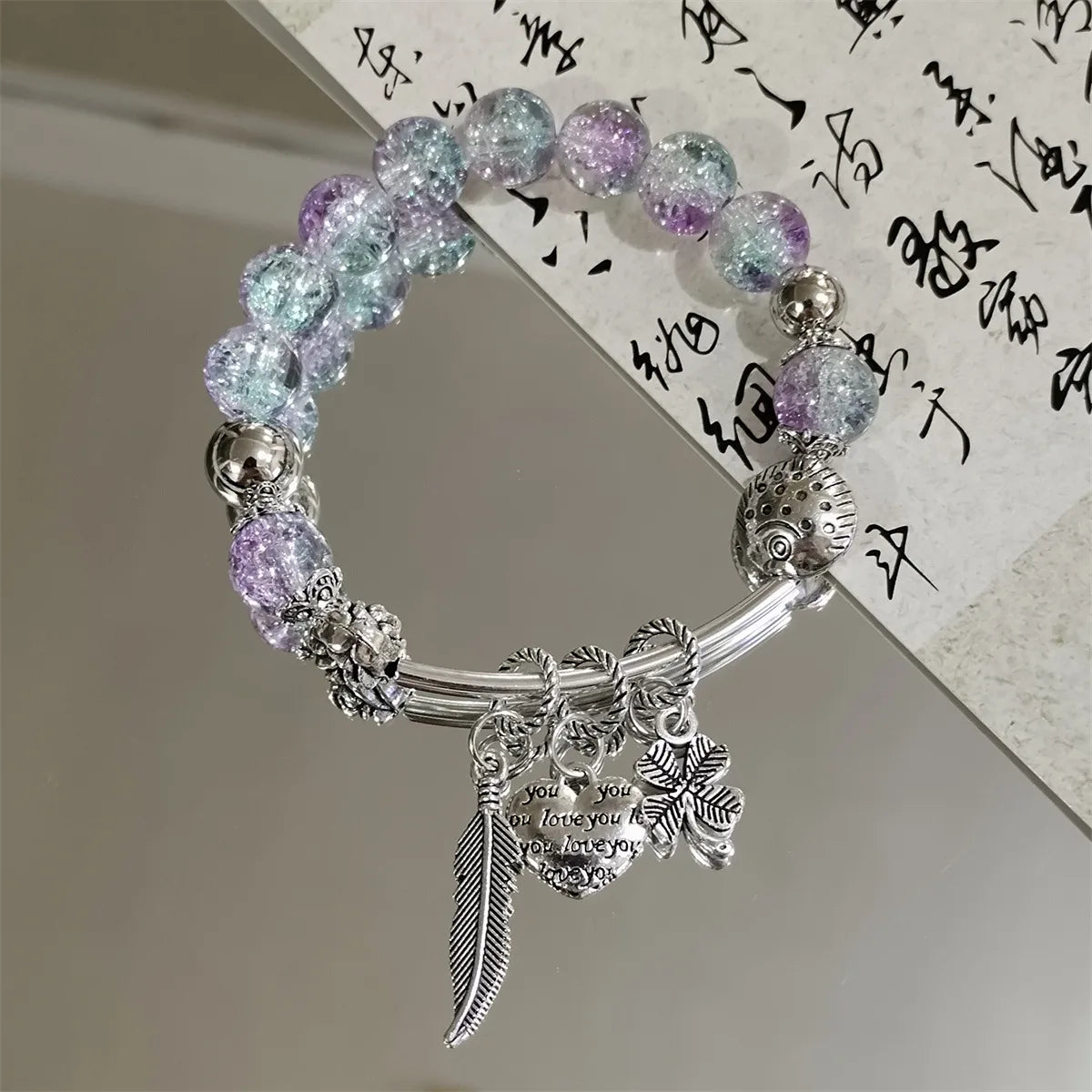 Women's Retro Fish Bracelet for Summer New Gradient Fat Drum Design Handmade Stone and Plastic Jewelry for Children