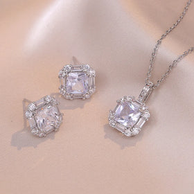 New Light Luxury Brass Pendant Necklace Fashion Jewelry Set Clear Square Zircon Earrings Necklace Jewelry Set for Woman