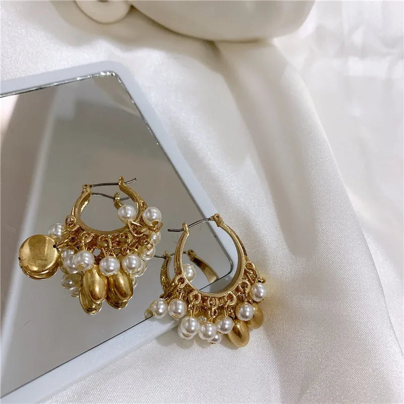 OEM Baroque Pearl Earring Vintage Temperament Party Wedding Jewelry Circle Tassel Hoop Earrings for Women