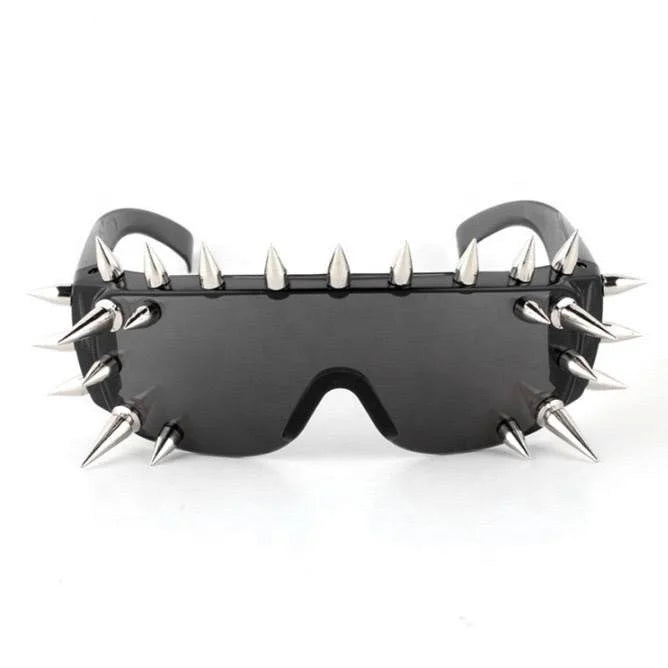 Wholesale Handmade Fashion Oversized Sunglasses Metal Rivet Futuristic Female One Piece Windproof Sunglasses