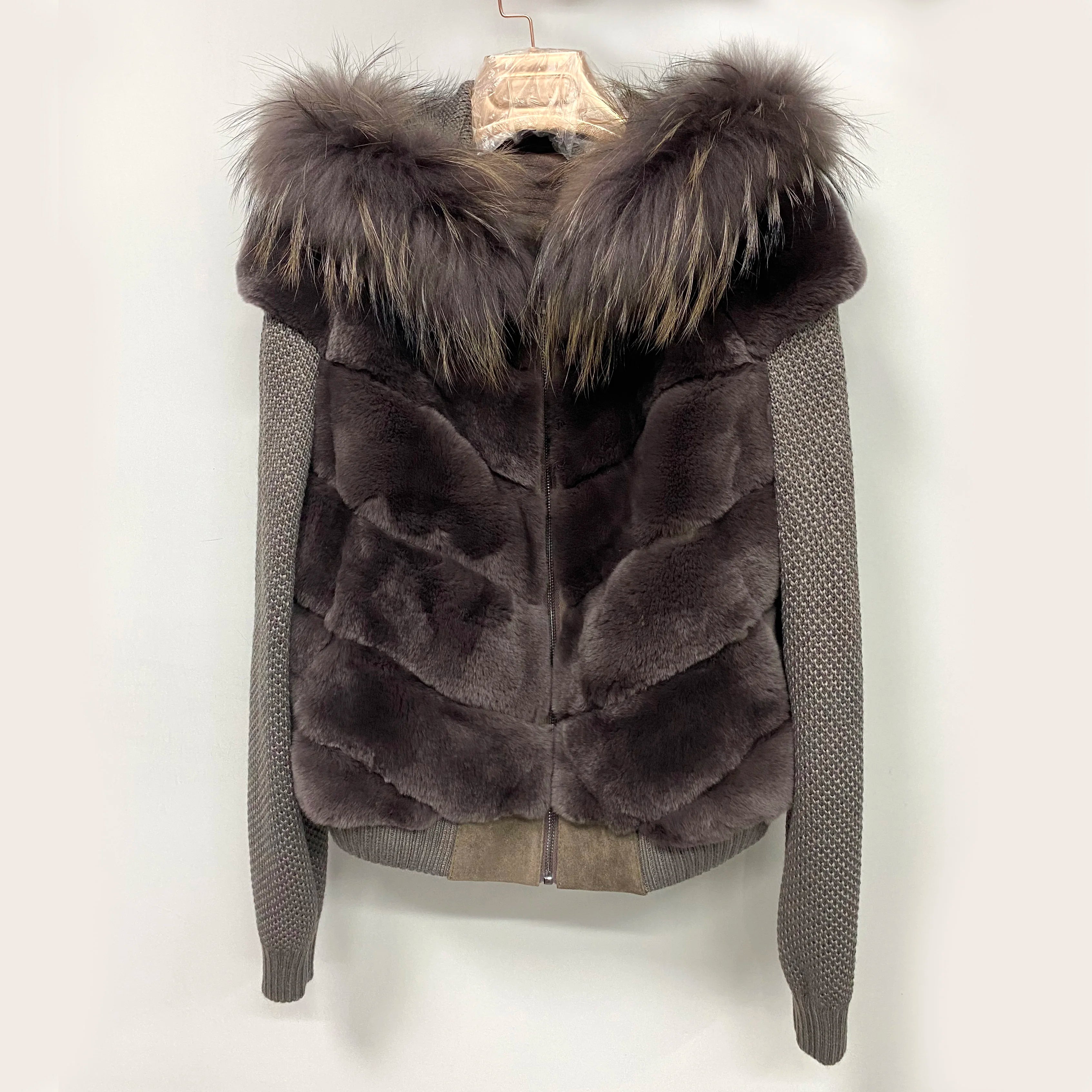 QIUCHEN QC22029 Casual Drop Shipping Women Knit Zip Hoodie Coat with Real Fox Fur Collar Acrylic Lining Winter Hooded Jacket