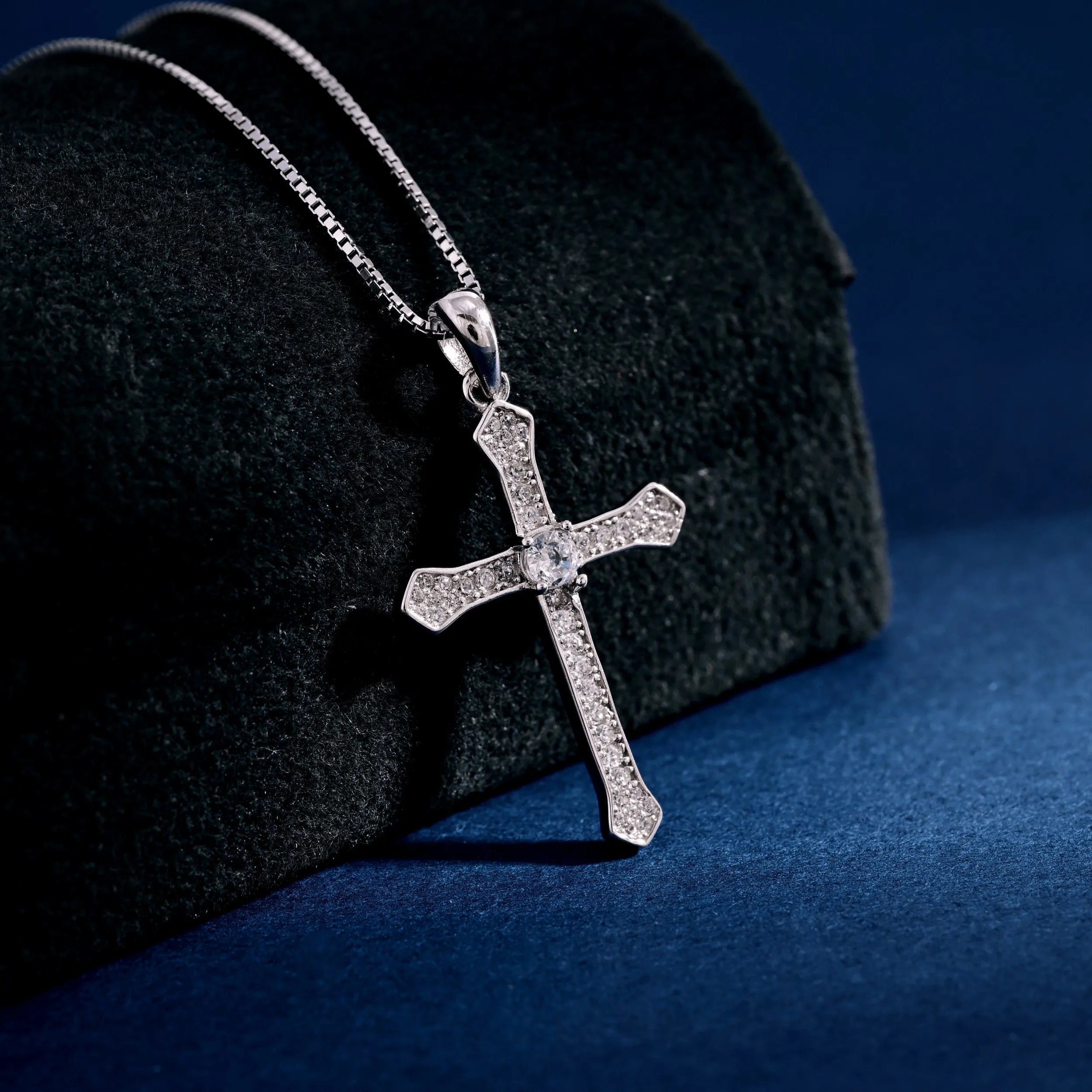 Wholesale Pendant Jewelry Rhodium Plated Cubic Zirconia Cross God Retro Pendant 925 Sterling Silver Fine Jewelry Pendant