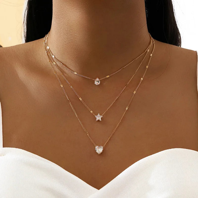 2023 Fall Winter New Collarbone Chain Niche Gold Plated Accessories Light Luxury Heart Zircon Pendant Necklace Gifts for Women