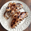 ZiTeng Large Leopard Hair Claw Clip 13cm Ladies' Love & Flower Hair Accessories for Women Made Plastic Resin Girls PC Material