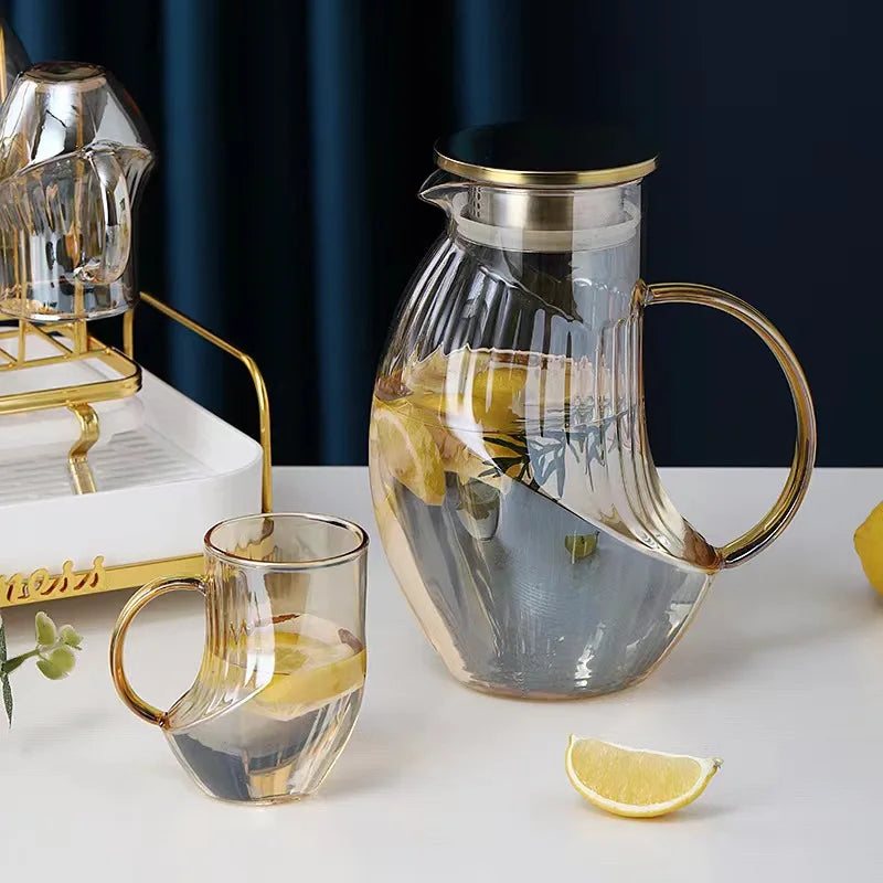 Glass Pitcher Hot/Cold Water Jug Iced Tea Juice Beverage Carafe 1.6L with Handle and Stainless Steel Lid With Cup