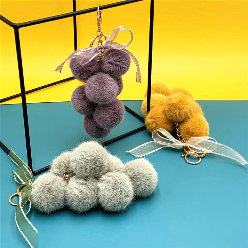 Cute Grape-Shaped Rex Rabbit Fur Pom Poms Keychain Fluffy Car Key Chain Pendant Accessory with Ball Shape Keyring Accessories