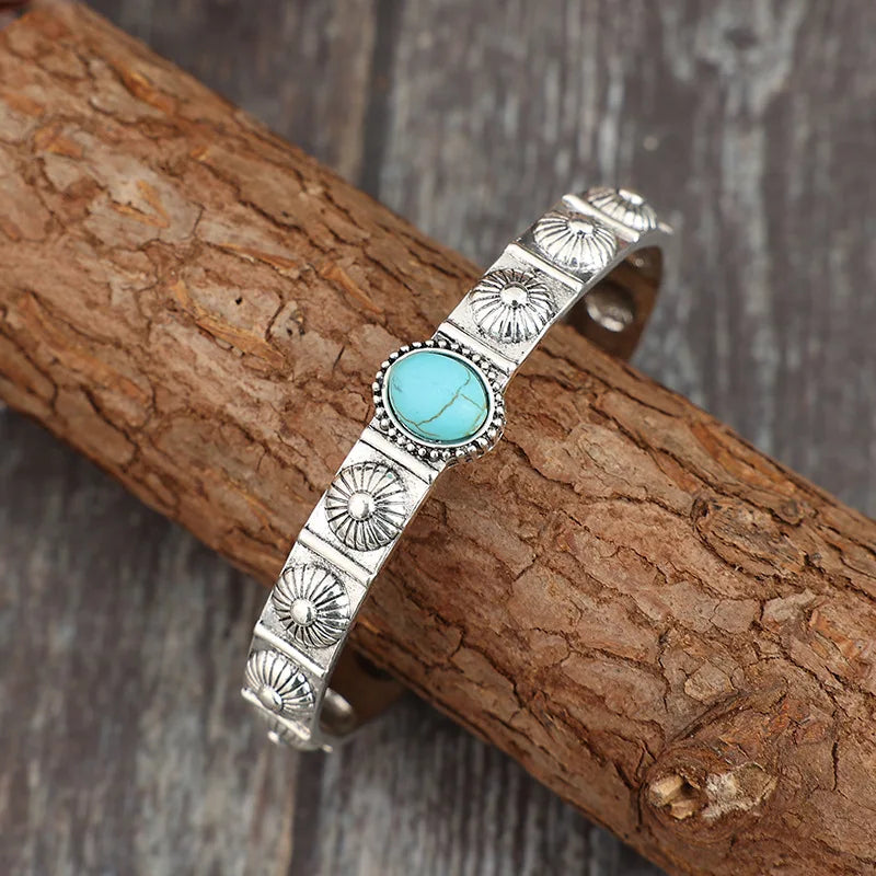 New Western Bohemian National Style Carved Pattern Inlaid Turquoise Alloy Open Fashion Bracelet for Women Gift