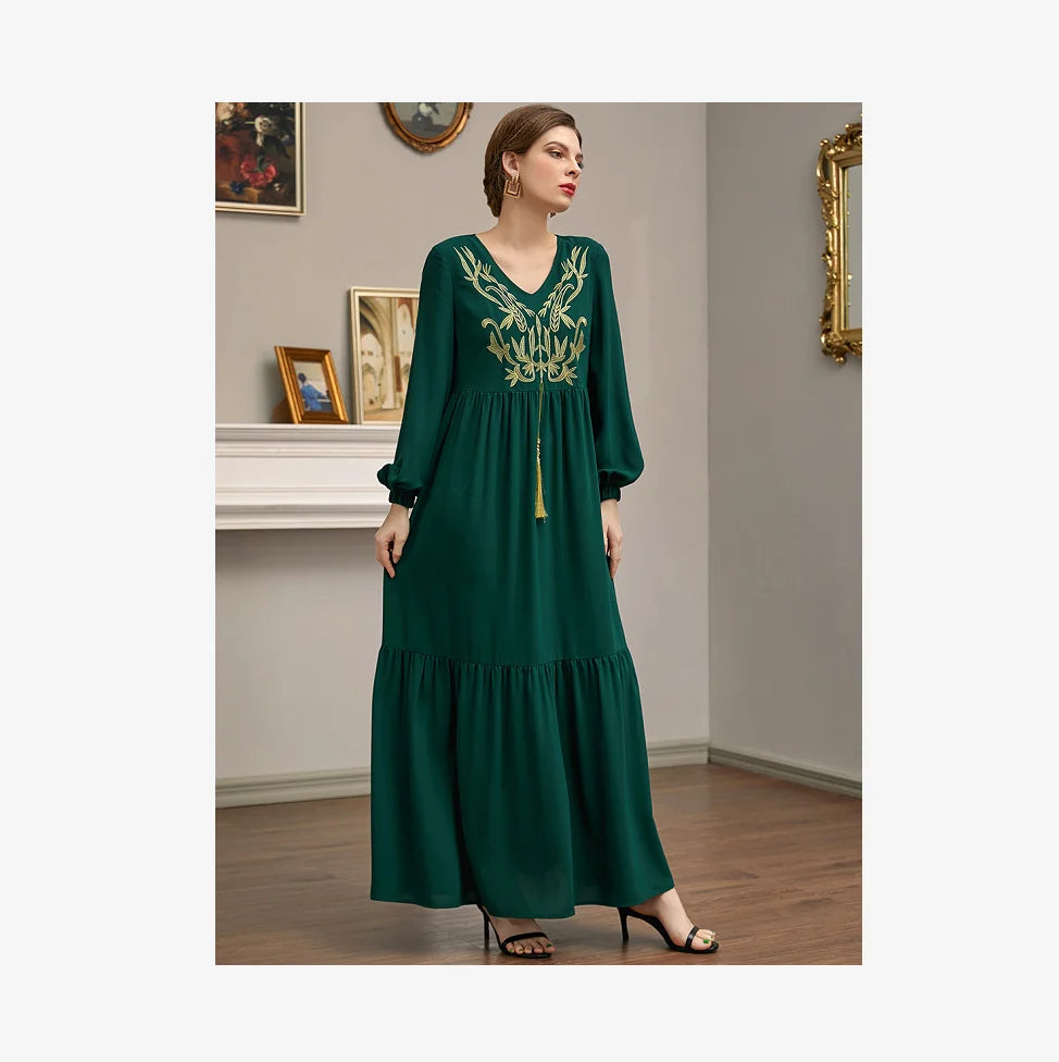 10% S-3XL Arabian Robe Long Sleeve Green Embroidery Multi-layer Stitching Tassel Solid Color Four Seasons Long Skirt
