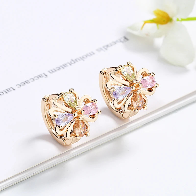Ready to Ship 18k Gold Plated on Brass Women's Jewelry Flowers Flora Cubic Zirconia Crystal Earring Pendientes De Moda 2022