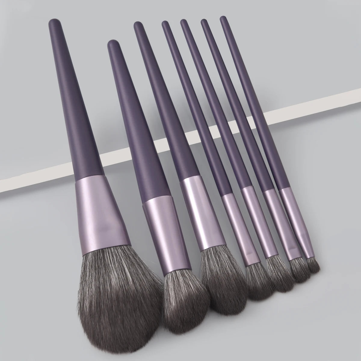 Private Label 7-Piece Purple Powder Contour Blending Eye Face Soft Hair Foundation Makeup Brushes Set for Concealer Application