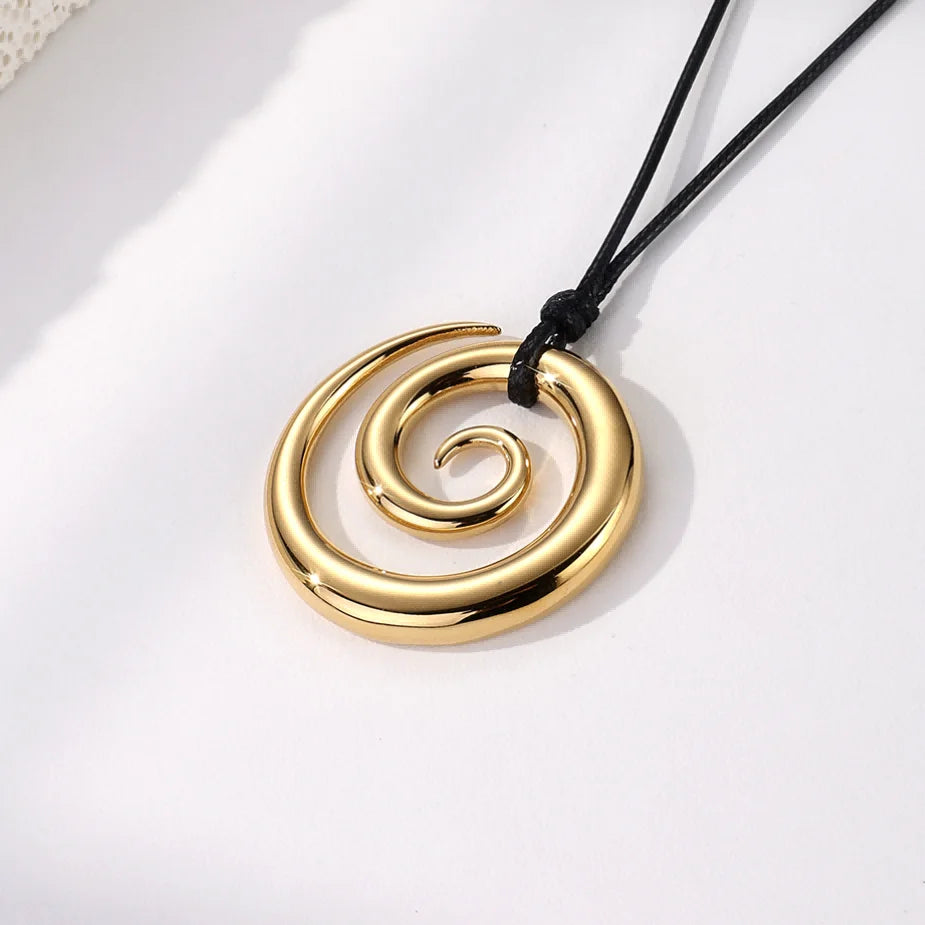 Minimalist Waterproof 18K Gold Plated Jewelry Stainless Steel Rowen Solid Swirled Rope Spiral Pendant Necklace