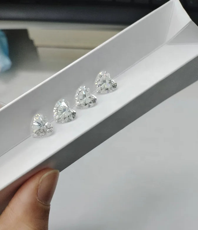 SICGEM High Quality Synthetic Loose Moissanite Heart Cut VVS Clarity D Color