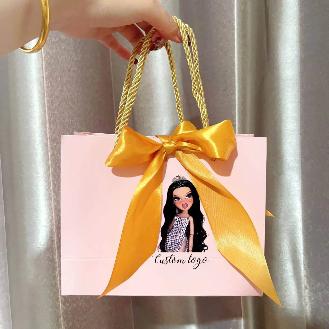 Wholesale Plastic Shopping Bag 5d 25mm Mink Eyelashes Packaging Bag Private Label Gift Handbag Lashes Packaging Eyelash Bag