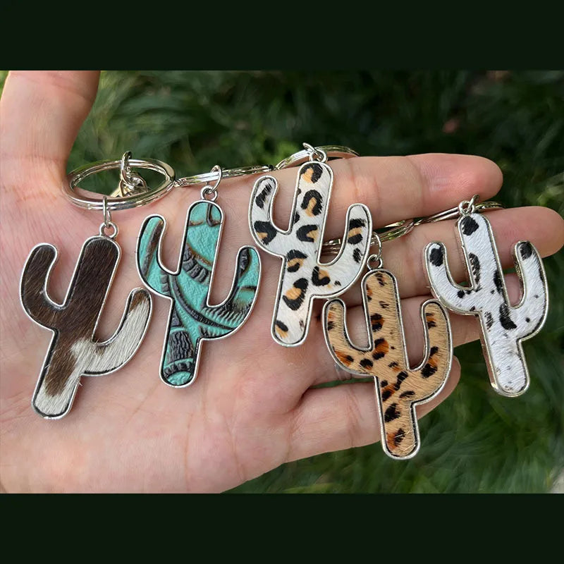 2023 New Western Bohemian Western Unique Vintage Cowhide Leather Keychain for Cowgirl Cactus Metal Keychain Accessories Luxury