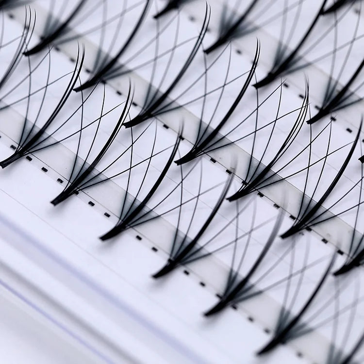 Ultra Speed Matte Black Premade Wispy Spikes 5D 7D 9D Lash Extension Premade Wispy Fans