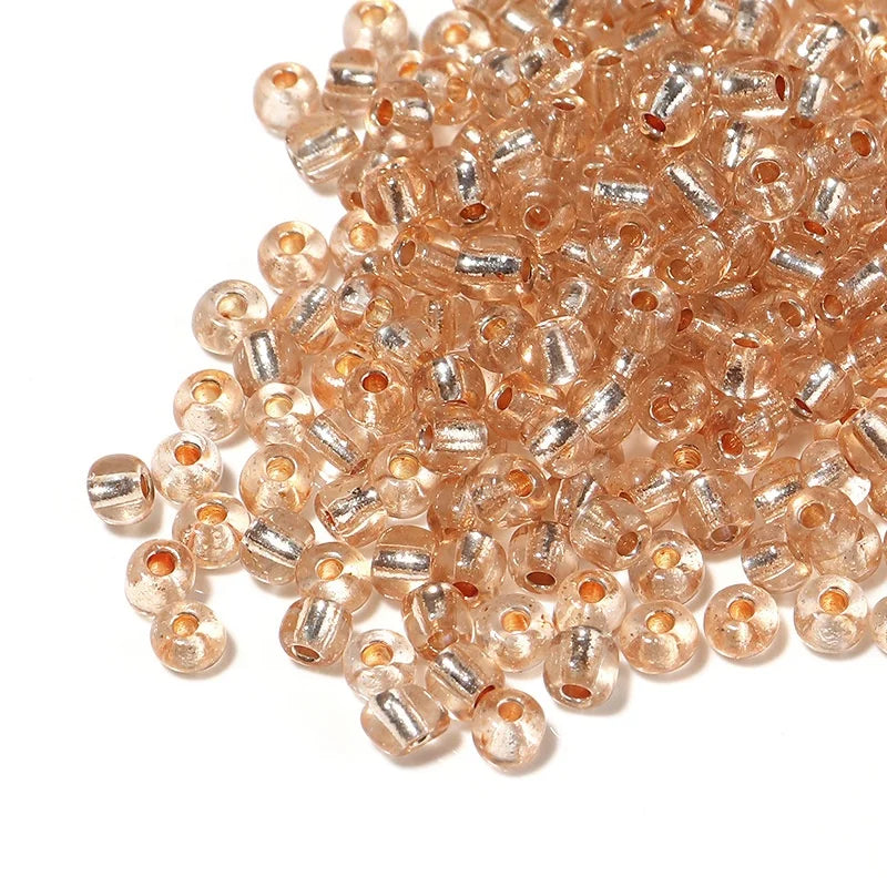 China Supply Silver Glass Bead Handmade Clothing DIY Jewelry Accessories 450 Grams of Handmade Beads