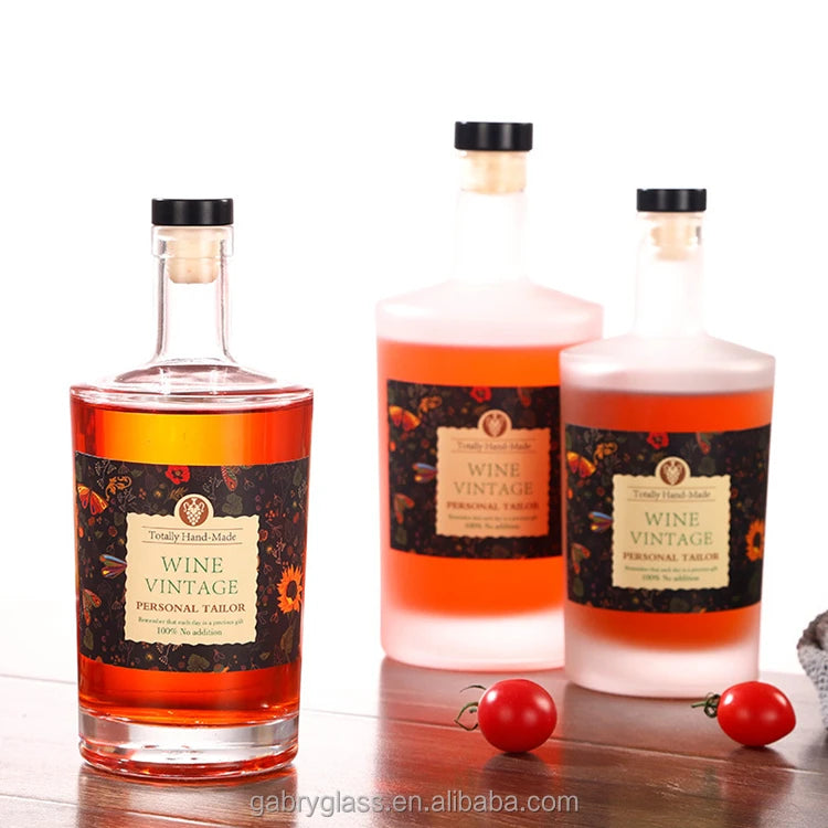 Wholesale Clear Glass Beverage Bottles 100ml 500ml 750ml Gin Vodka Juice Packaging Cork Sealing for Tequila Brandy Carton