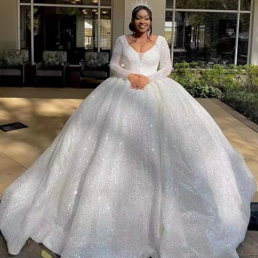 Long Sleeve Sparkling Princess Bridal  Plus V-neckline Cheap Cheap Customized  Ball Gown Pure White Wedding Dresses MW748