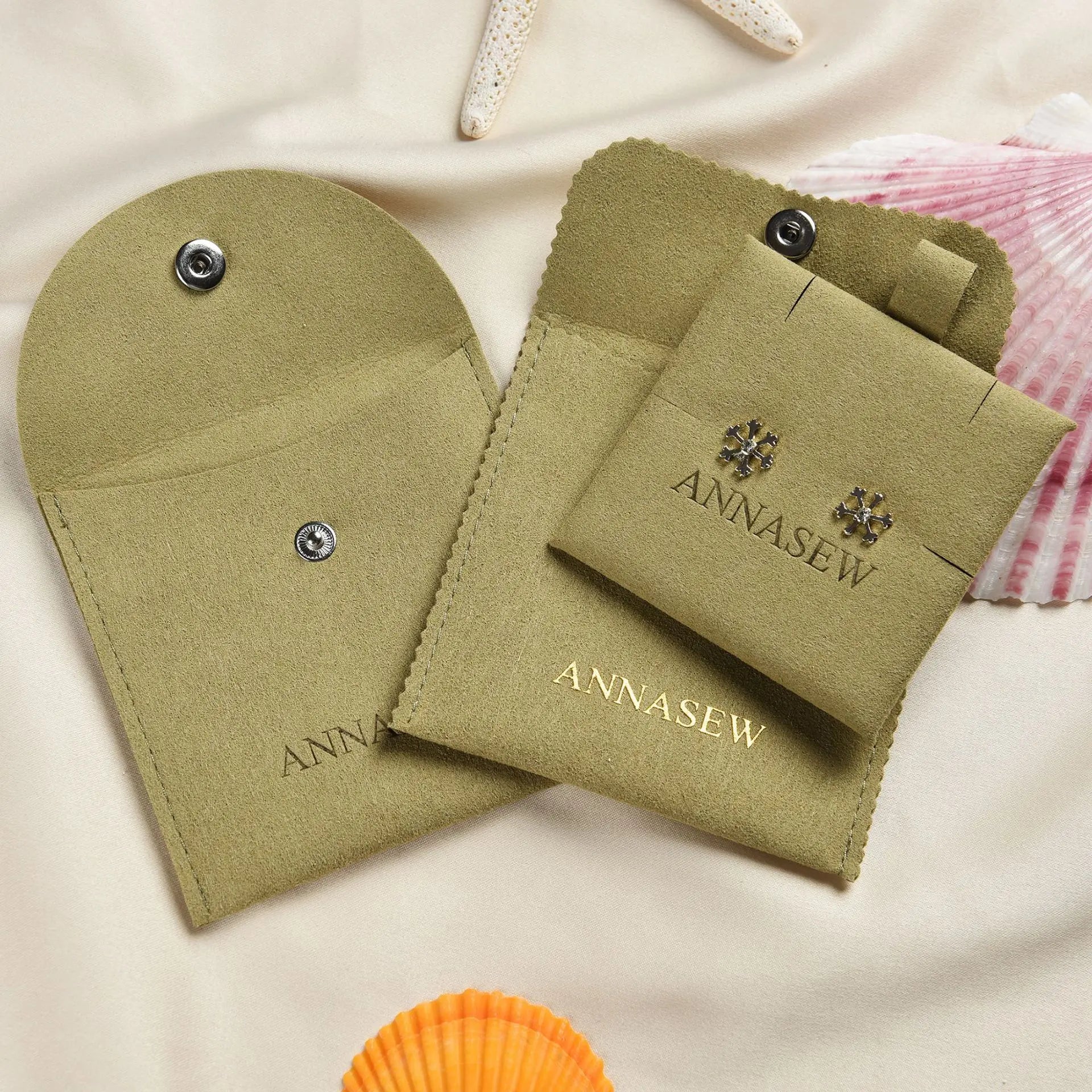 Custom Small Brown Velvet Bag Eco-Friendly Suede Jewelry Pouch for Bracelet Packaging for Crafts Candy Small Items