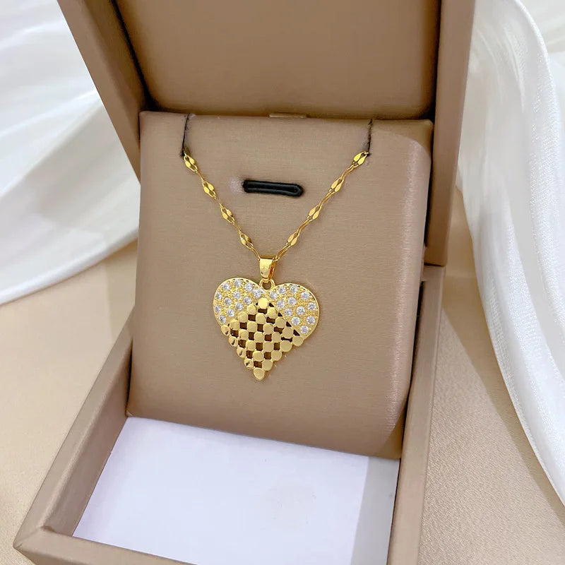 Trendy Gold Plated Stainless Steel Crystal Diamond Hollow Heart Pendant Necklace for Women Girls Wedding Jewelry