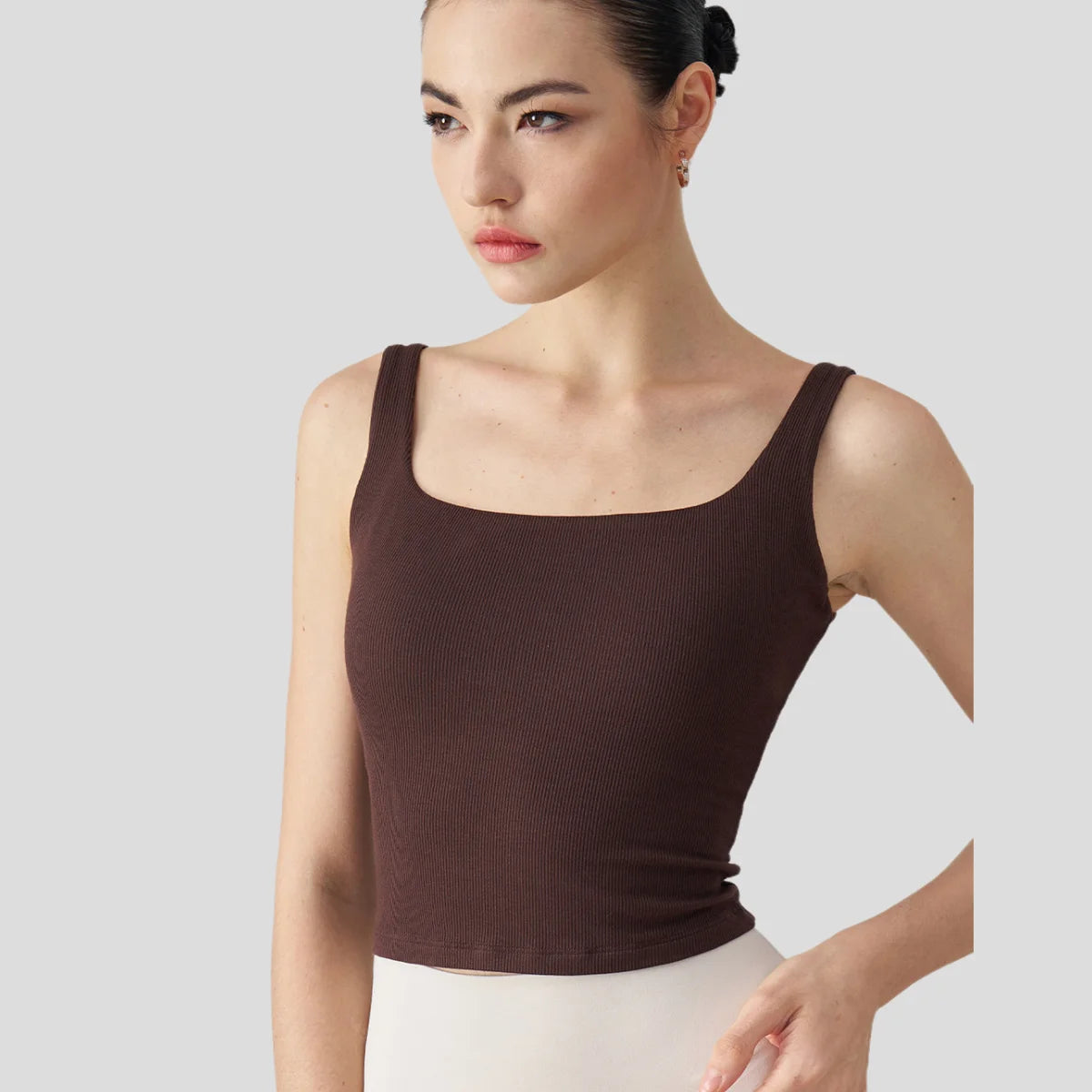 Women's High Support Fitness Yoga Tops Breathable Lightweight Ribbed Vest with Padded Wholesale Square Neck Workout Tank Top