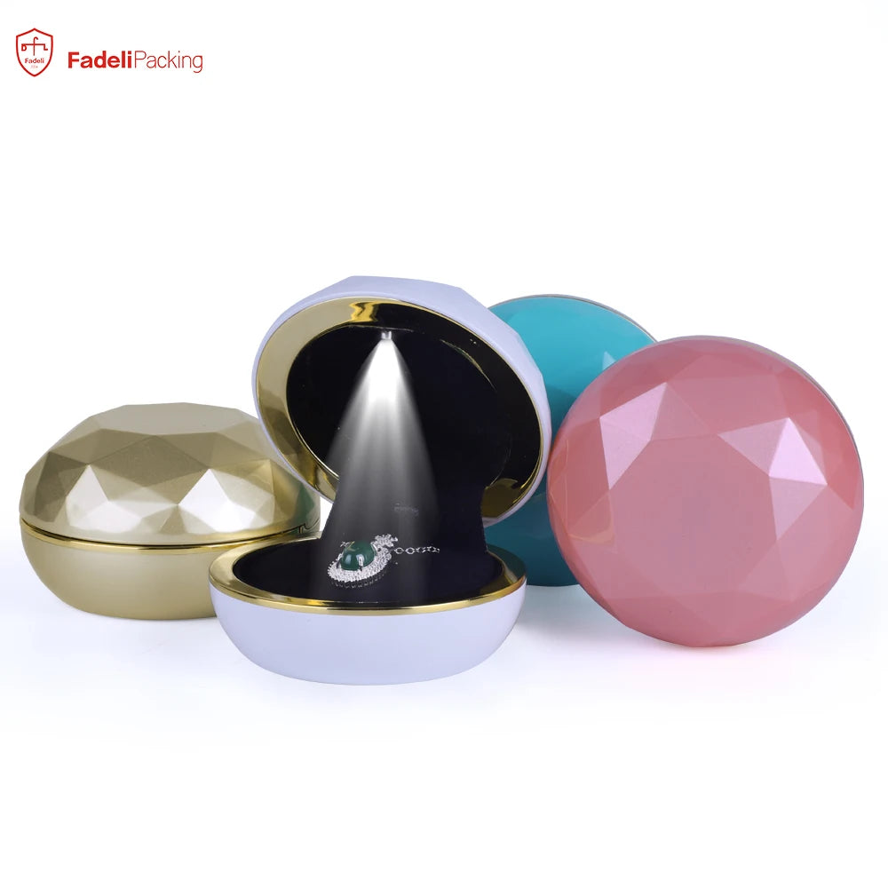 Fadeli  Custom Wholesale 5 Colors Pendant Jewellery Ring Boxes Set Led Light Jewelry Box Set