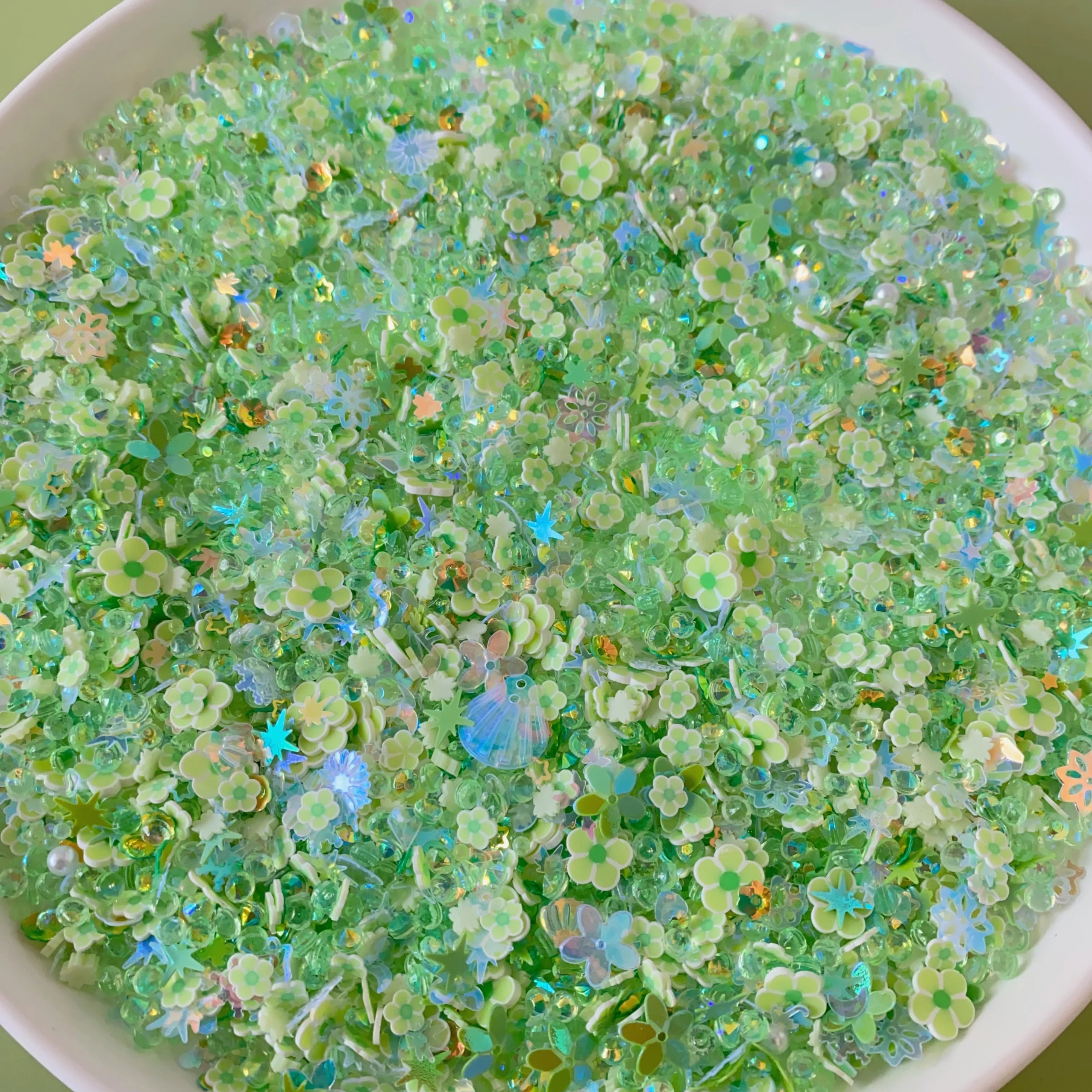 1kg Green Miniature Flower Shape Mixed Shine Sequins Handmade Custom Beads For SLIME Fillings