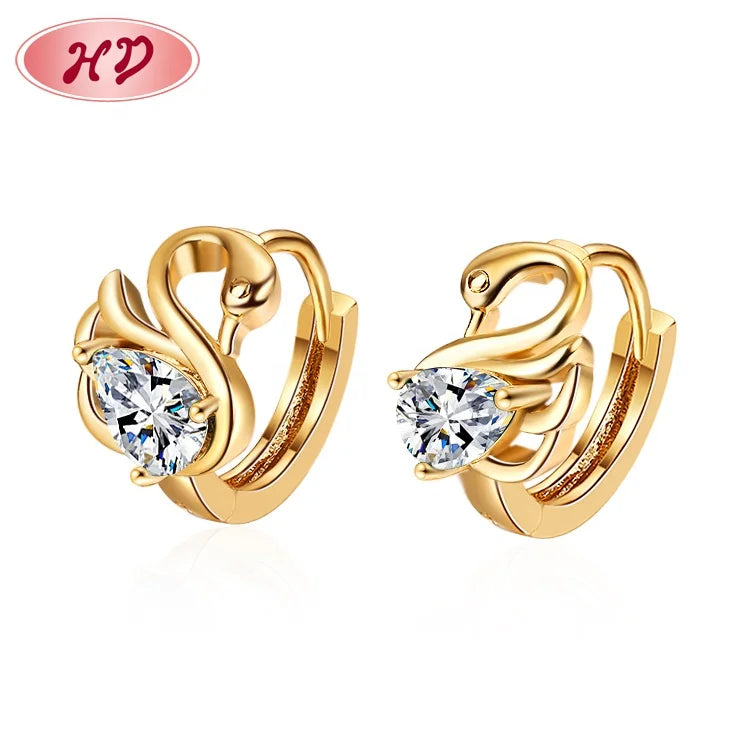 Latest Design Wholesale Gemstone 14kt Gold Rhinestone Huggie Luxury Earrings