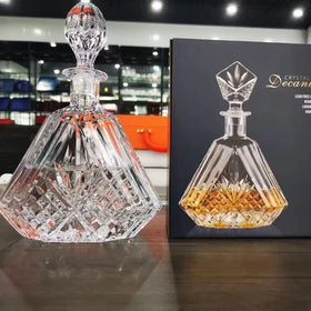 Wholesale Christmas Present Wedding Gift Box Stocked Gift Set Luxury Whiskey Decanter Set Glass Decanter 750 ml with Glasses