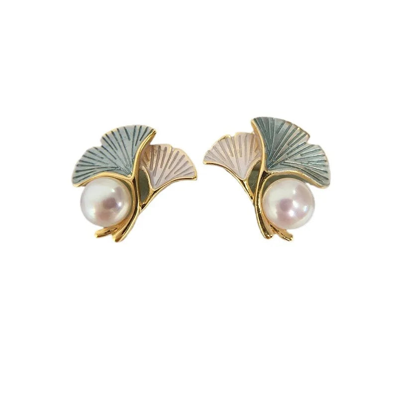 S925 Silver Needle Color Ginkgo Leaf Pearl Earrings Elegant Gold Plated Leaf 5A Perfect Freshwater Pearl Stud Earrings for Women