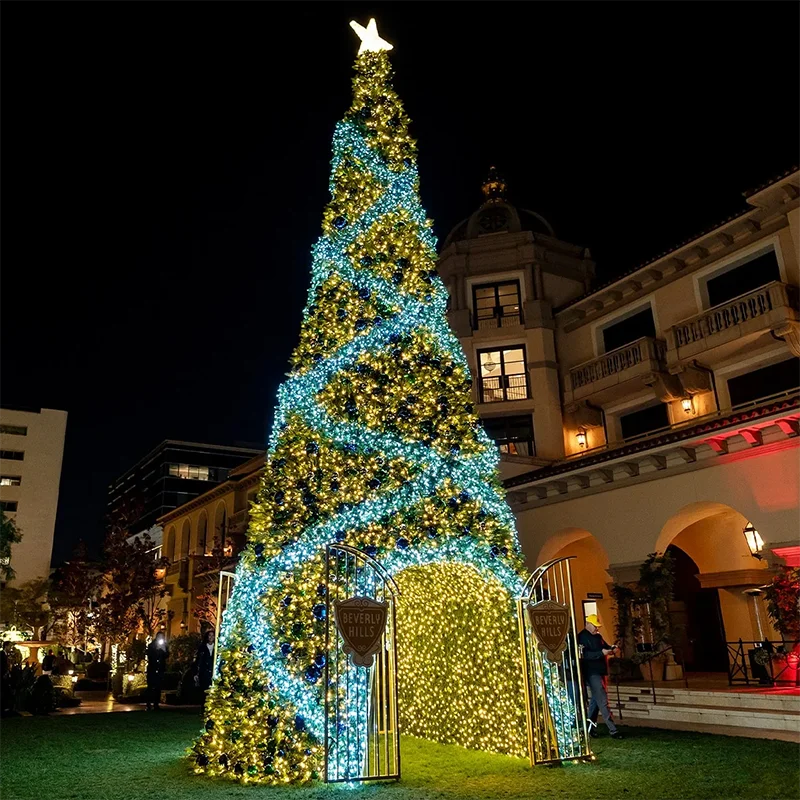 Outdoor Commercial Giant Artificial Christmas Trees 20ft Led Smart Walk Through Christmas Tree for Sale