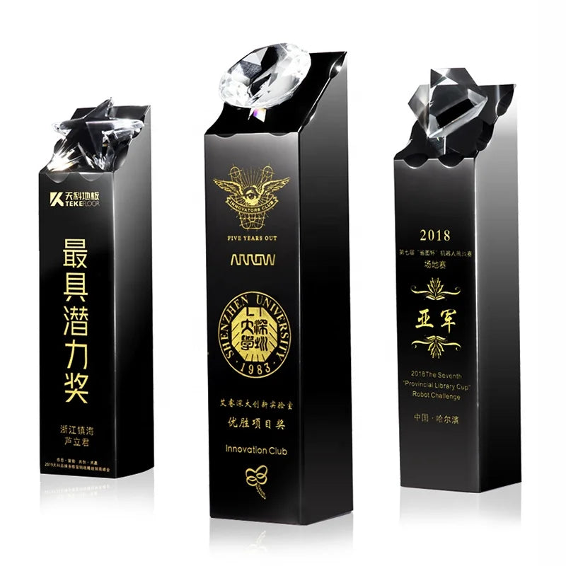 Customized Black Crystal Trophy  of Honor Gifts Custom Business Award Trophy With Star Diamond Pyramid Ornament