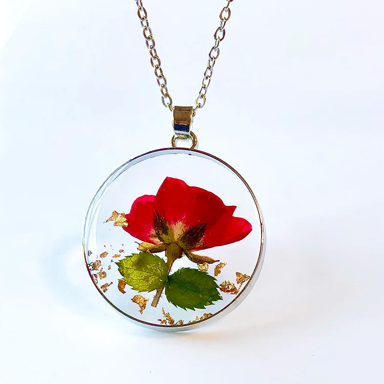 Ivy Mother's Day Gift Pressed  Rose Necklace with  Resin Jewelry  Dried Flower  Jewelry Women