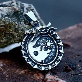 Fashionable Stainless Steel Nordic Mythology Viking Jewelry Dragon World Serpent Ouroboros Necklace Pendant Charm Men Women
