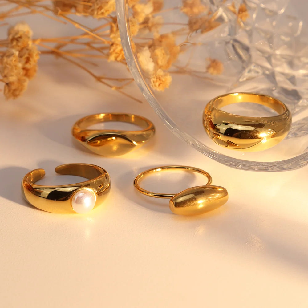 Chris April Fashion Jewelry PVD Gold Plated 316L Stainless Steel Non-tarnish Bullet Shape Signet Rings