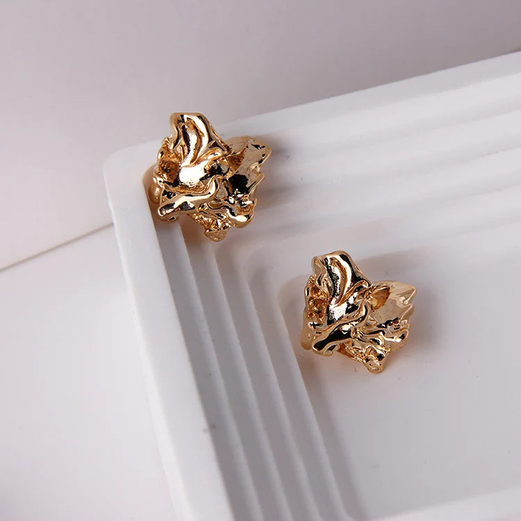 Wholesale New Fashion Fold Brass Stud Earrings Women's Classic Electroplated Tinfoil Texture Circular Simple Design