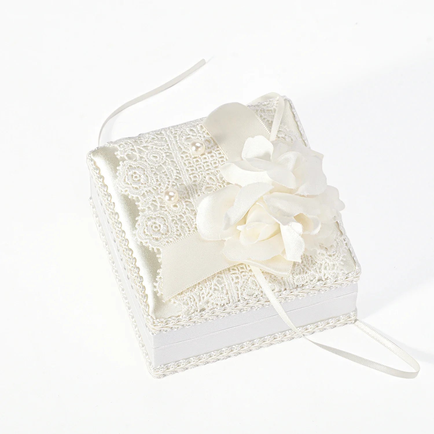 Satin Bowknot Small Jewelry Box Packaging Gift Luxury with Customizable Color and Logo 95x95x50mm