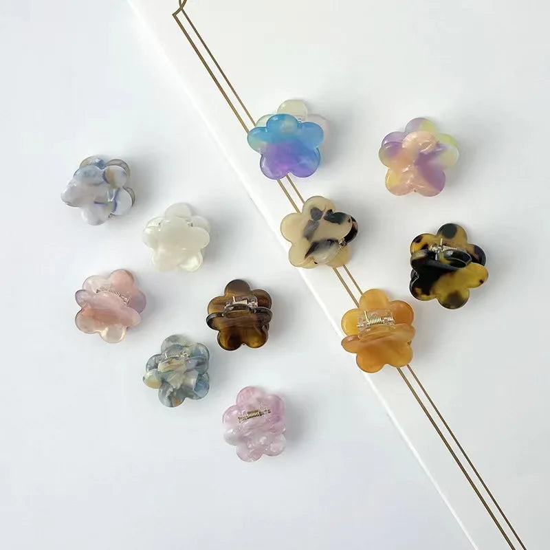 YIYI 2.4cm Mini Flower-shaped Acetate Claw Clips Cute Geometric Hair Claw Clip for Children Tortoise-colored Hair Clips