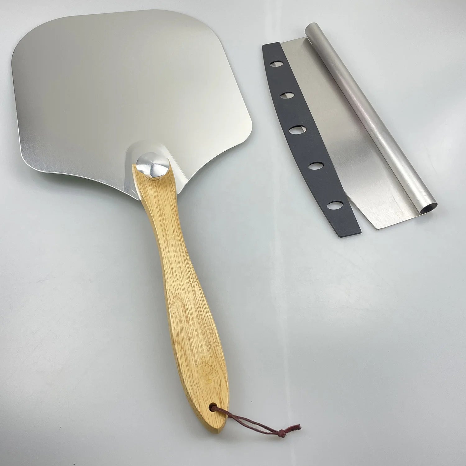 12 Inch Aluminum Pizza Rocker and 14 Inch Stainless Steel Pizza Rocker Cutter