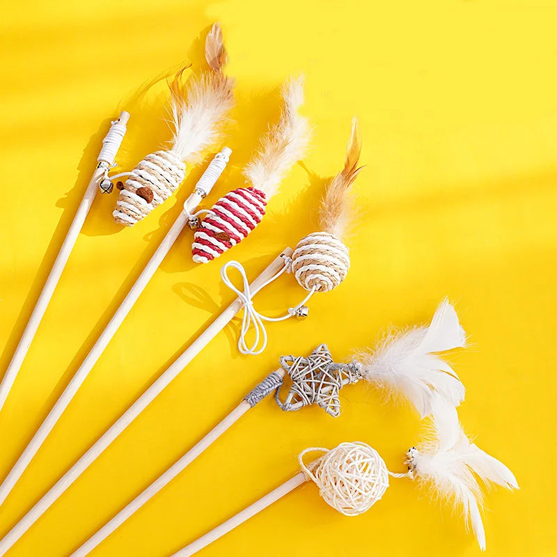 Manufacturer Wood Teasing Interactive Cat Toy with Feather and Small Bell Play with Cat