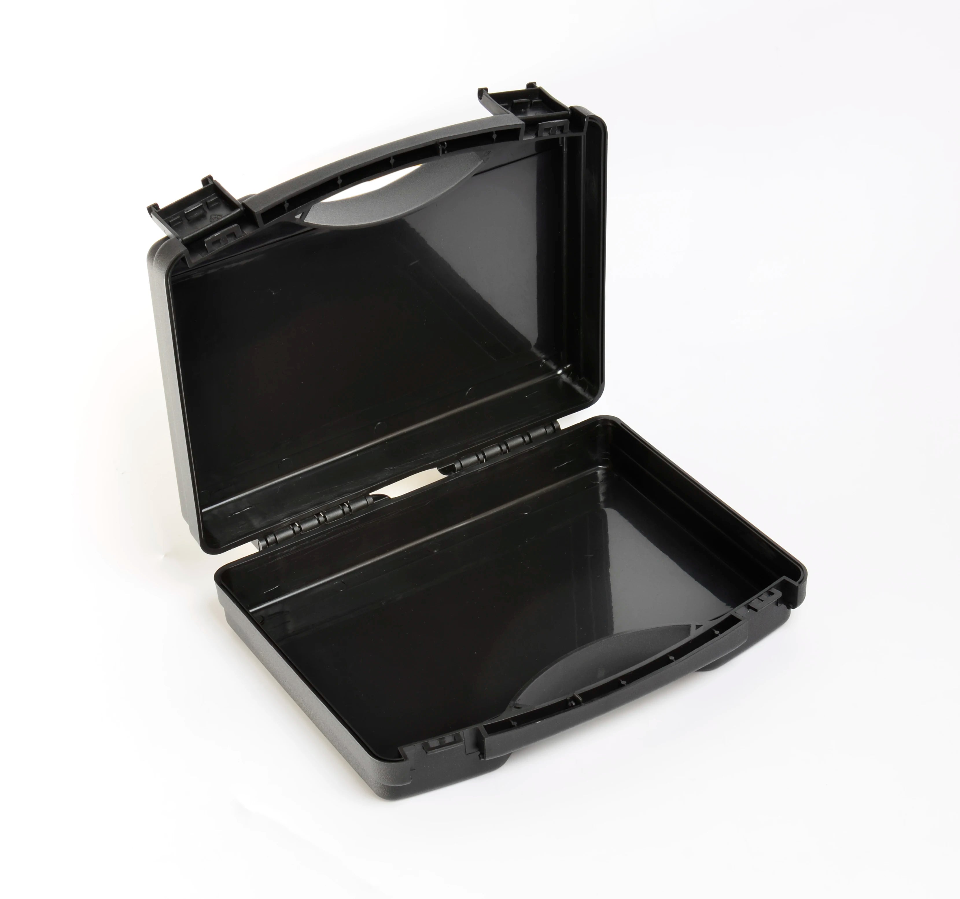 Lightweight Waterproof Dustproof Hard Plastic Carry Case with Buckle Closure for Camping & Hiking PP Material OEM/ODM Supported