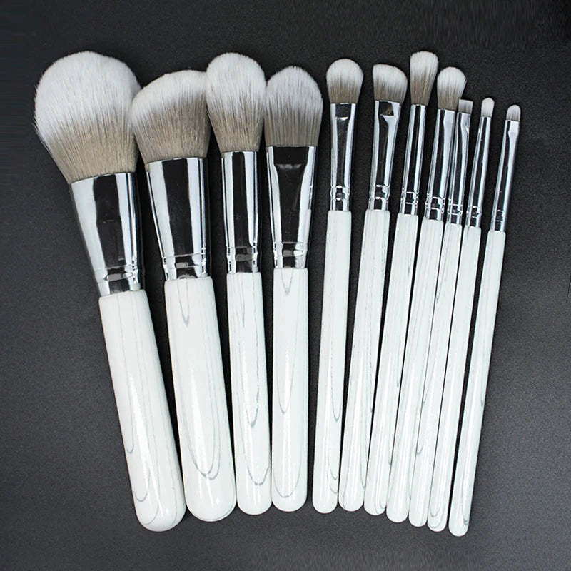 Wholesale 11pcs Soft Synthetic Hair Face/Eye Makeup Brushes Set with Wood Handle for Concealer Fan Brush Style Private Label