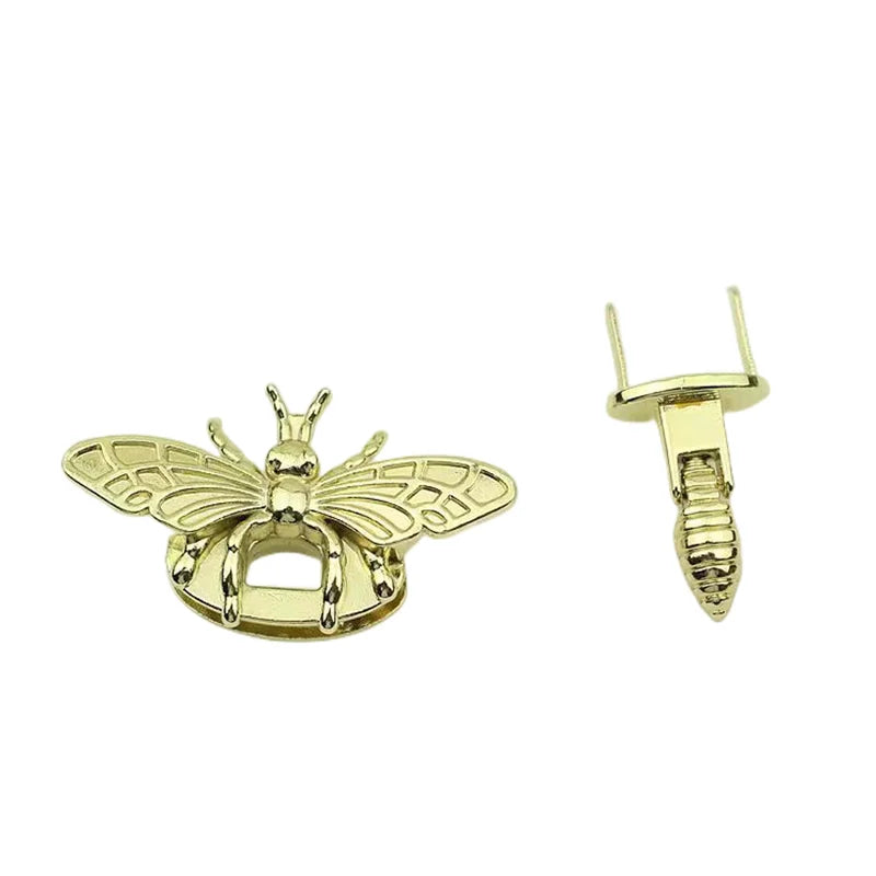 Factory Direct Supply ZLWXL Fashion Metal Knitting Needle for Handbags Bee Lock Hardware Needlework Product