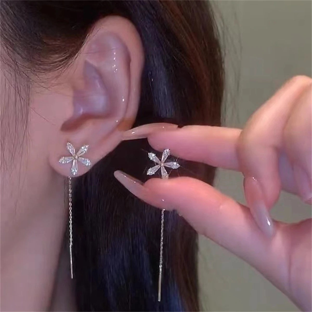 Fashion Shiny Diamond Flower Earrings Crystal Flowers Tassel Chain Dangle Drop Earrings Wedding Party Jewelry