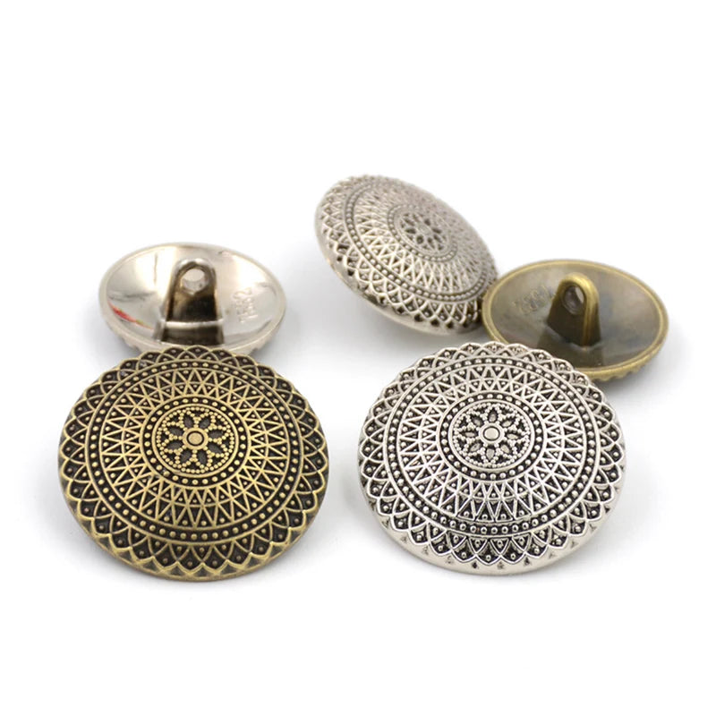 Vintage Style Flower Pattern Round Shank Antique Silver Bronze Color Zinc Alloy Button for Clothes