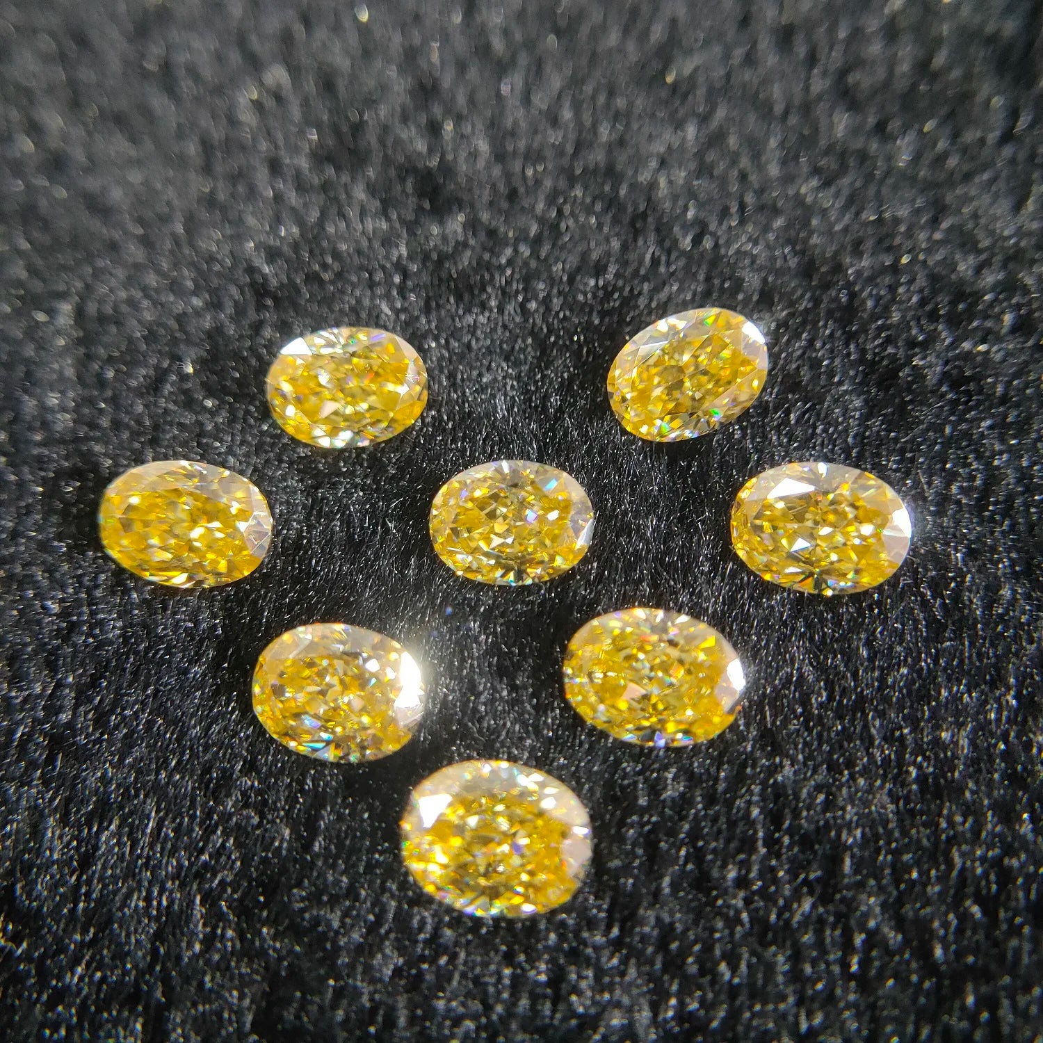 Hot Sale Oval Yellow Moissanite 1ct to 8ct for Ring Making with GRA Certificate Diamond Charms Beads Loose Moissanite